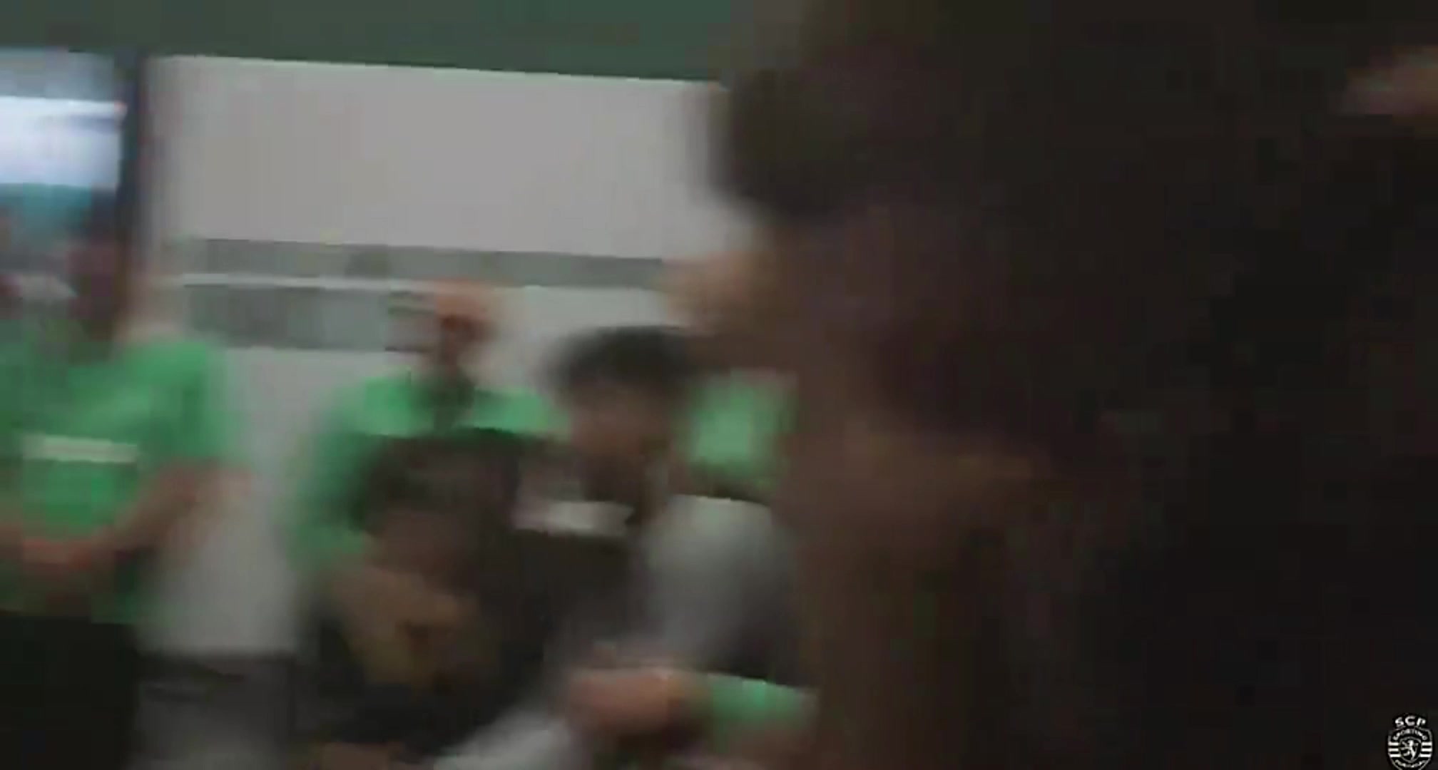 网传阿莫林告别葡体时的讲话视频更衣室多人落泪 网传阿莫林告别葡体时的讲话视频更衣室多人落泪