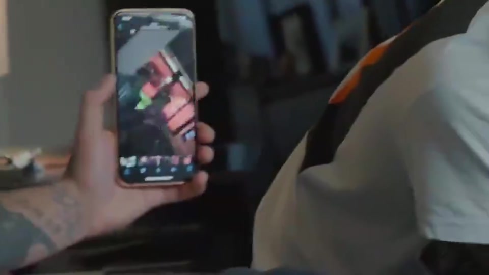 永远的MSN内马尔此前在纪录片里分享梅西苏牙醉酒跳舞视频 永远的MSN内马尔此前在纪录片里分享梅西苏牙醉酒跳舞视频