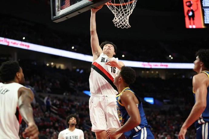 惜时如金,杨瀚森工作室:对于新秀来说,没有垃圾时间