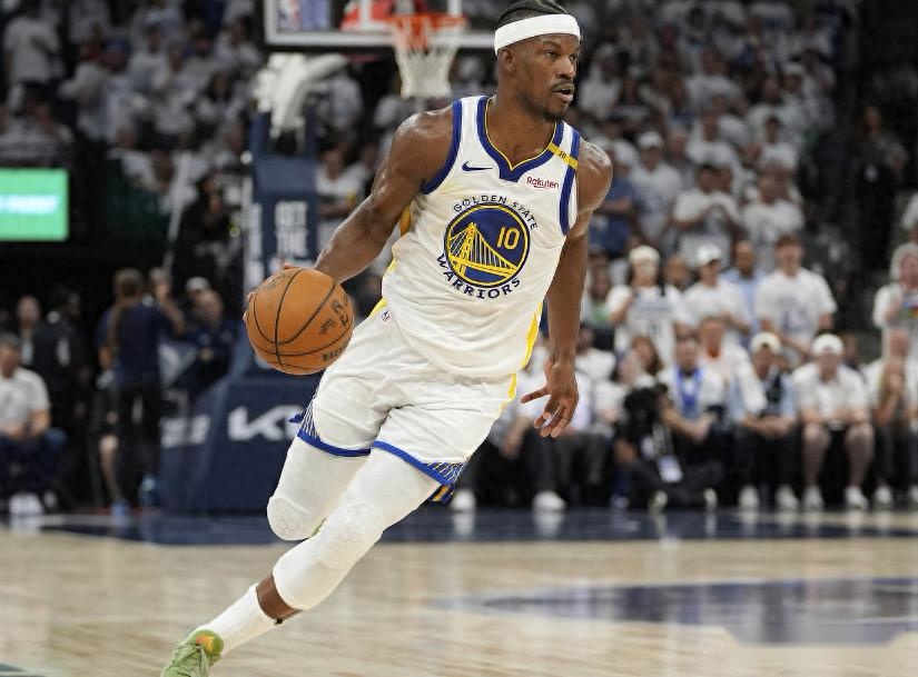 勇士119-139开拓者 球员评价:库里满分,4人及格,8人低迷