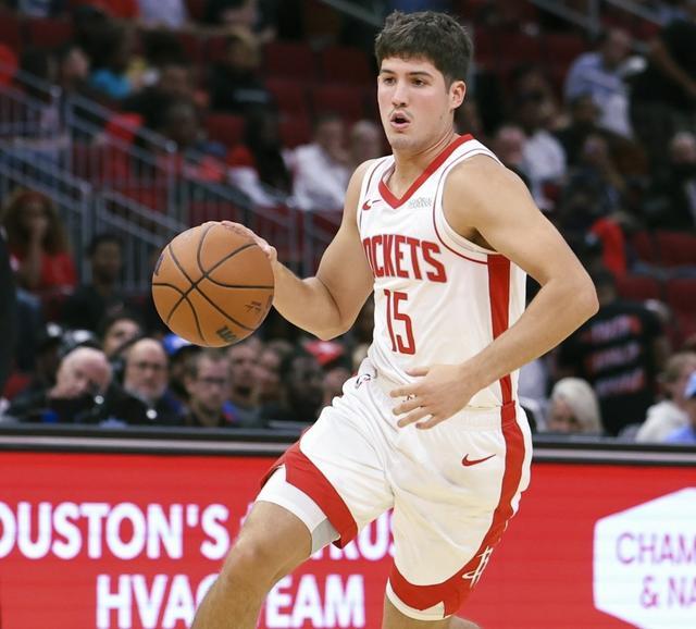 袁弘:若火箭本赛季目标夺冠,控卫谢泼德目前能力显然不足