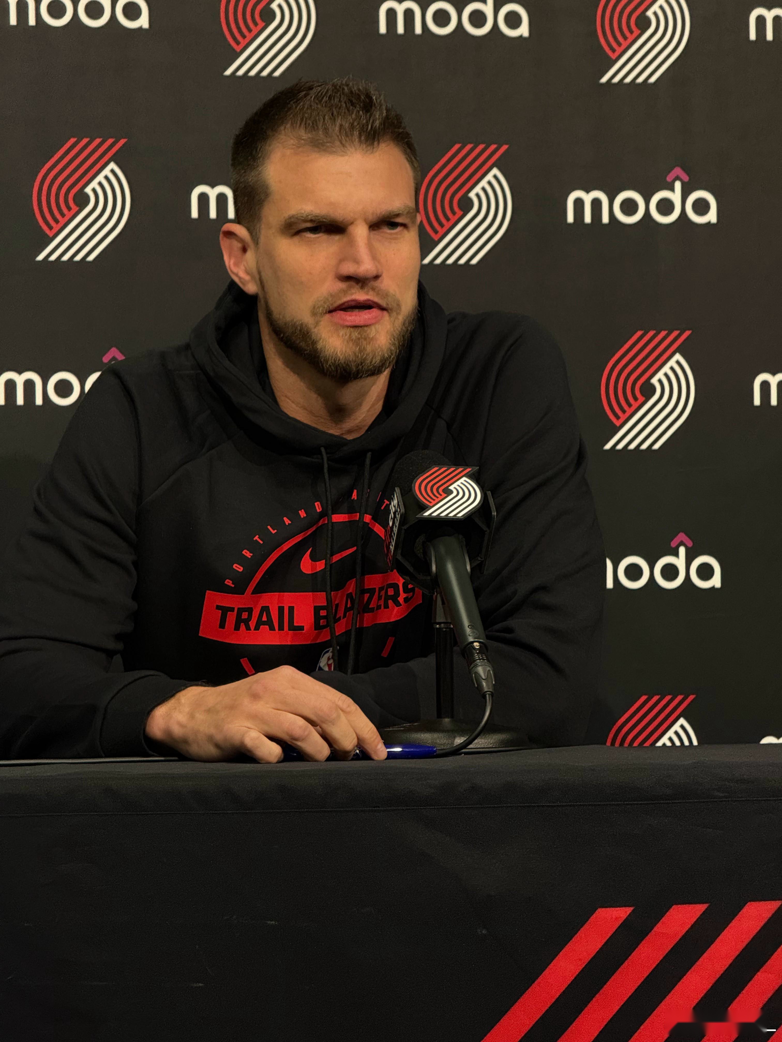 开拓者新帅斯普利特:克林根和杨瀚森的成长计划不会改变